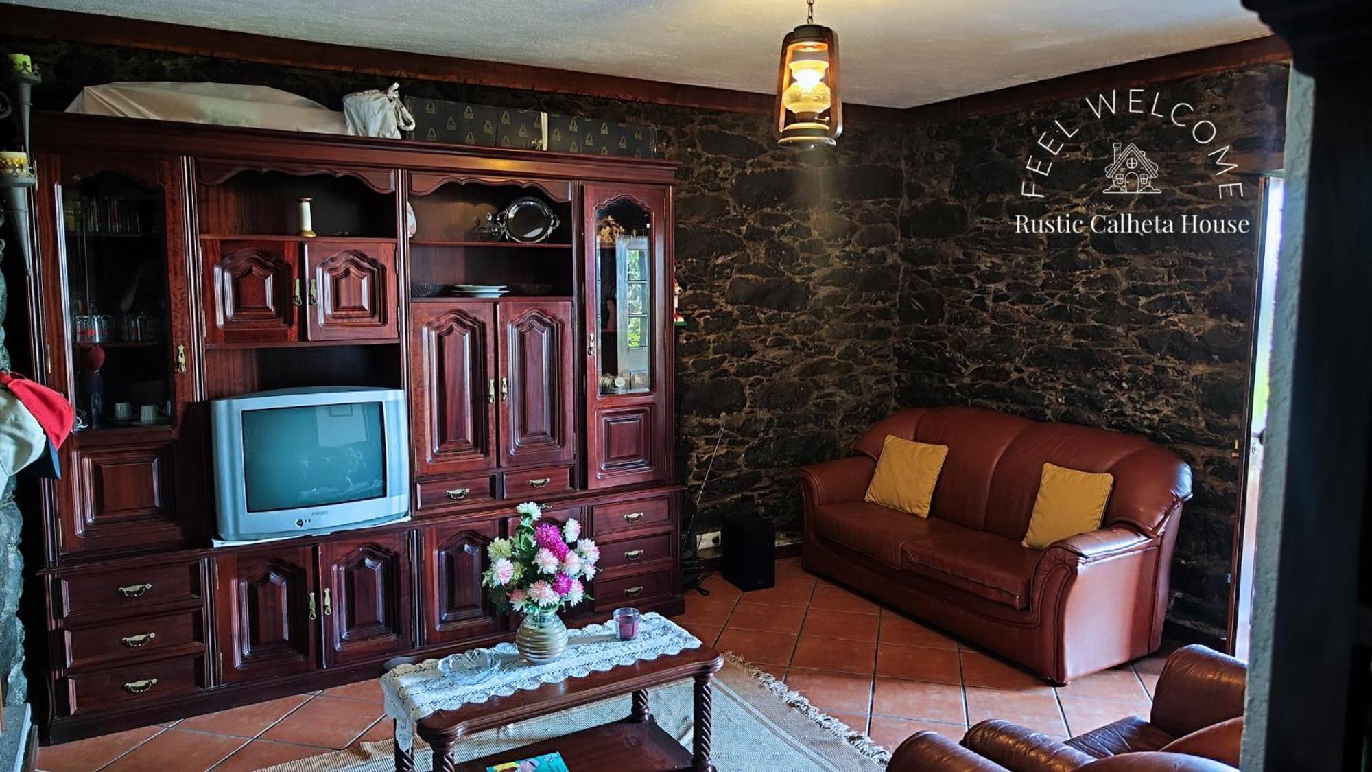 Rustic Calheta House Holiday home *